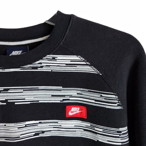 Y2K Nike Sweatshirt | Men’s M | Black White Stripe Crewneck | Vintage Streetwear - Picture 4 of 9